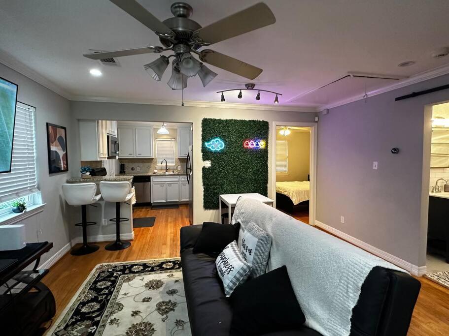 휴스턴 Townhouse Near Midtown 아파트 외부 사진