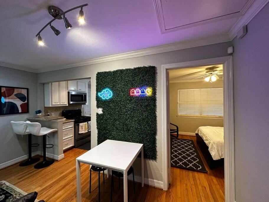휴스턴 Townhouse Near Midtown 아파트 외부 사진